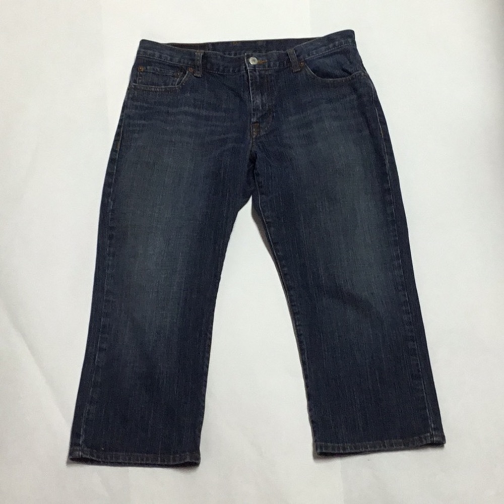 Lucky Brand Jeans women’s Size 30 waist / length 22. E141-2